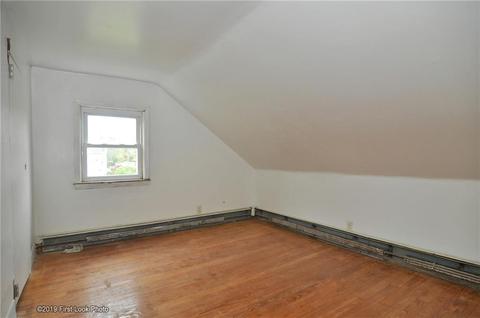 48 Thomas St, Woonsocket, RI 02895 photo 18