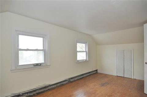 48 Thomas St, Woonsocket, RI 02895 photo 13