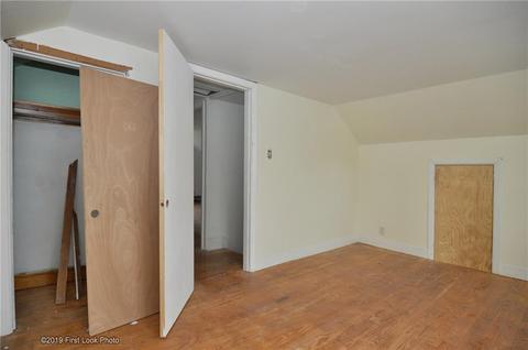 48 Thomas St, Woonsocket, RI 02895 photo 12