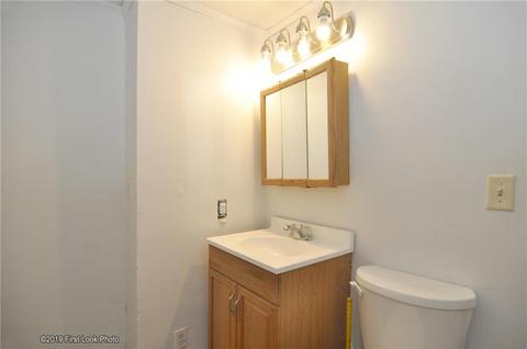 48 Thomas St, Woonsocket, RI 02895 photo 25
