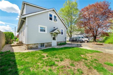 128 Oakton St, Woonsocket, RI 02895 photo 20