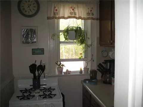 175 Newland Ave, Woonsocket, RI 02895 photo 20