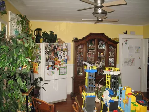 175 Newland Ave, Woonsocket, RI 02895 photo 9