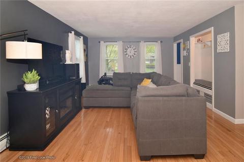 39 Lemis St, Coventry, RI 02816 photo 2