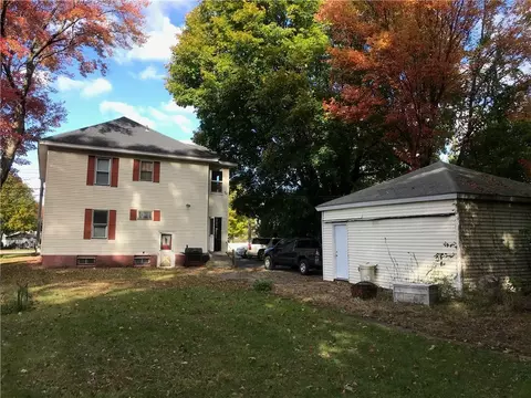 1812 Mendon Rd, Woonsocket, RI 02895 photo 2