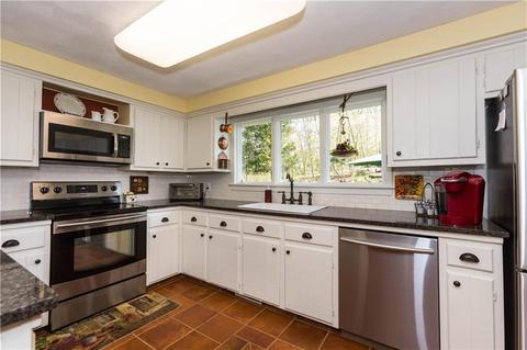 141 Evans Rd, Glocester, RI 02814 photo 4