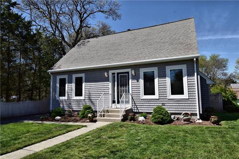 16 Stuart St, Warren, RI 02885 photo 1