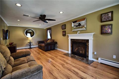 16 Stuart St, Warren, RI 02885 photo 9