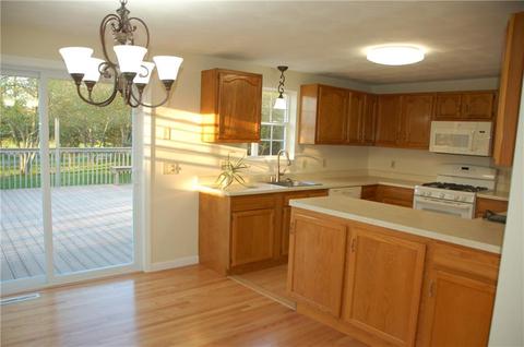 3 Rosemount Ln, Westerly, RI 02891 photo 9