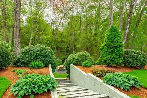 20 Fox Run, Cranston, RI 02921 photo 5