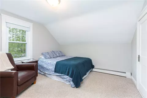 82 Vaughn Ave, Warwick, RI 02886 photo 17