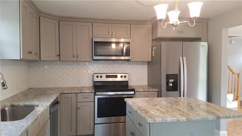 69 Gordon Ave, Warwick, RI 02889 photo 9