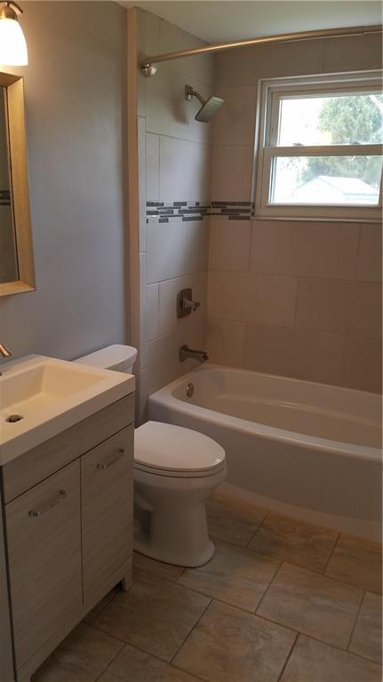 69 Gordon Ave, Warwick, RI 02889 photo 13