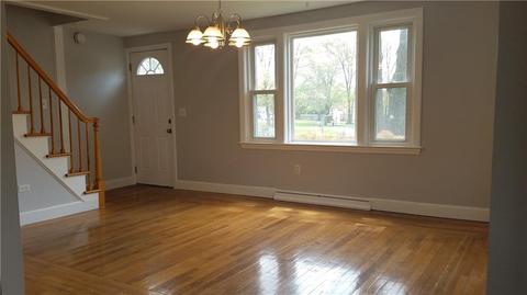 69 Gordon Ave, Warwick, RI 02889 photo 6