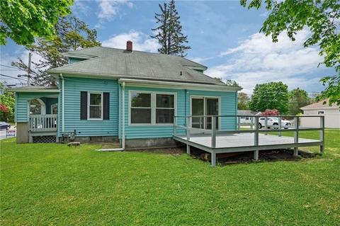 980 Main Ave, Warwick, RI 02886 photo 5