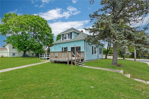 980 Main Ave, Warwick, RI 02886 photo 6