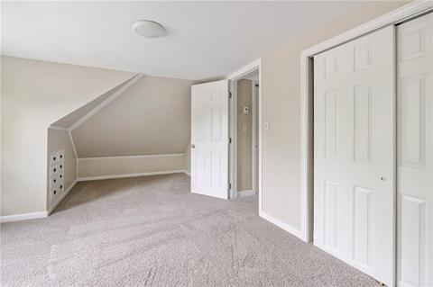 980 Main Ave, Warwick, RI 02886 photo 17