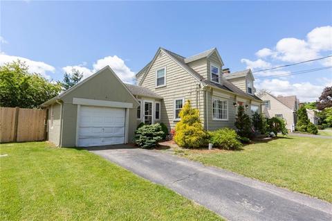 139 Harmony Ct, Warwick, RI 02889 photo 4