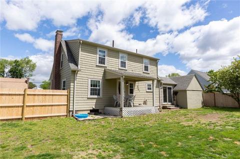 139 Harmony Ct, Warwick, RI 02889 photo 8