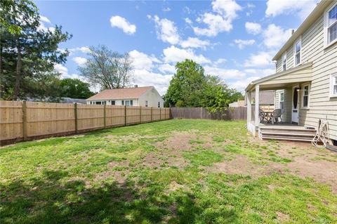 139 Harmony Ct, Warwick, RI 02889 photo 6