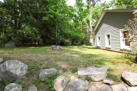 12 Laurel Ave, Westerly, RI 02891 photo 12