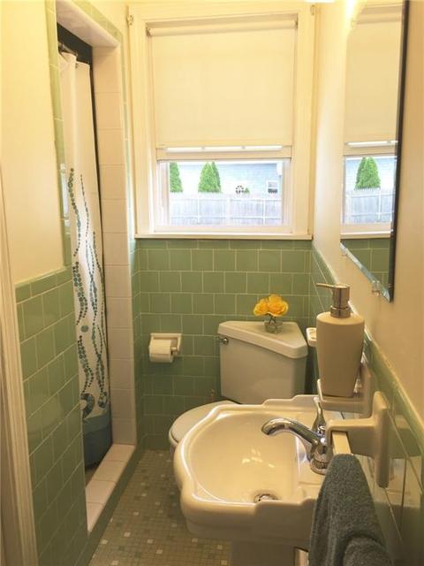 33 Myrtle Ave, Warwick, RI 02886 photo 16