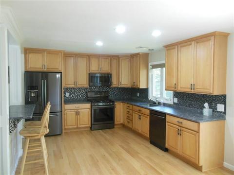 9 Mohegan Trl, Westerly, RI 02891 photo 5