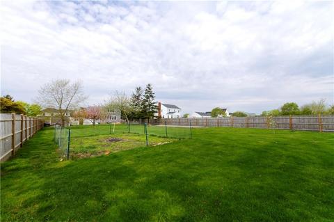 82 Third Beach Rd, Middletown, RI 02842 photo 34