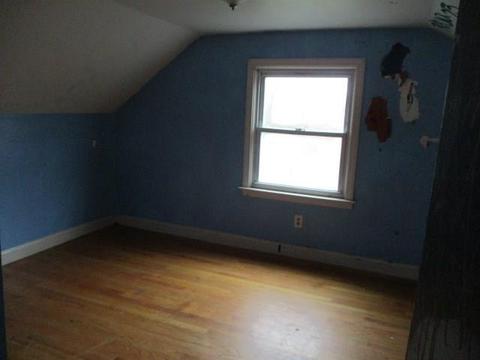 18 Lancaster Ave, Warwick, RI 02886 photo 8