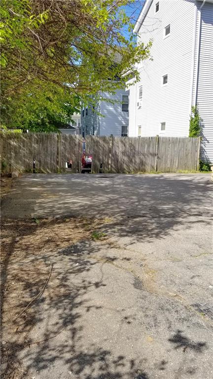 266 Park Pl, Woonsocket, RI 02895 photo 5