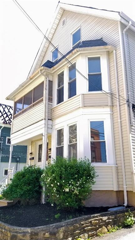 266 Park Pl, Woonsocket, RI 02895 photo 1