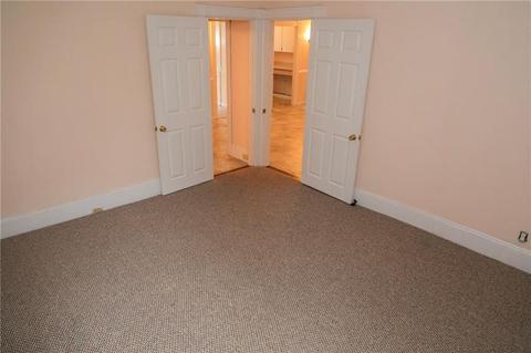 266 Park Pl, Woonsocket, RI 02895 photo 12