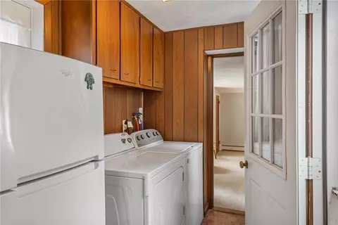 643 Commonwealth Ave, Warwick, RI 02886 photo 12