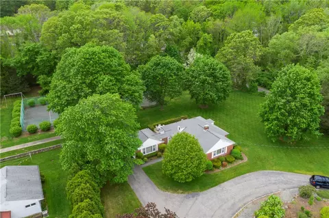643 Commonwealth Ave, Warwick, RI 02886 photo 23
