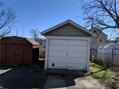 254 Holmes Rd, Warwick, RI 02888 photo 6