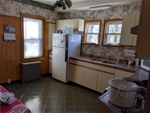 254 Holmes Rd, Warwick, RI 02888 photo 3