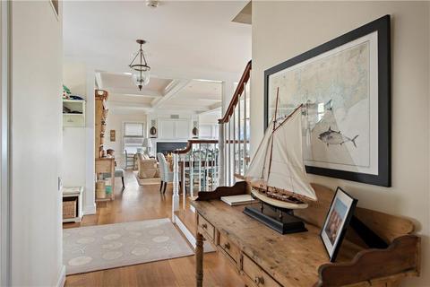 23 Pasadena Ave, Westerly, RI 02891 photo 14