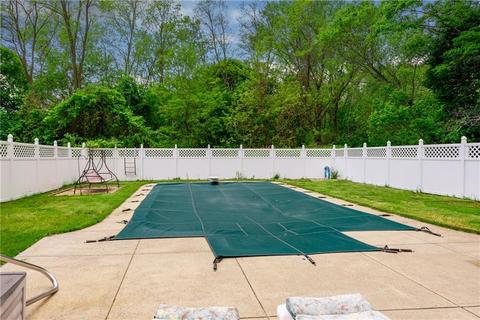 607 Mendon Rd, Woonsocket, RI 02895 photo 20