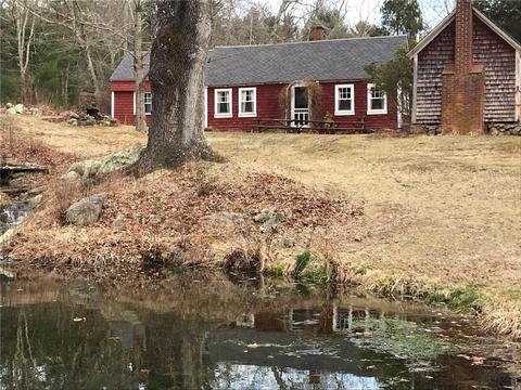 652 Gardner Rd, Exeter, RI 02822 photo 1