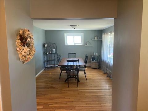 114 Hanover St, Warwick, RI 02886 photo 3