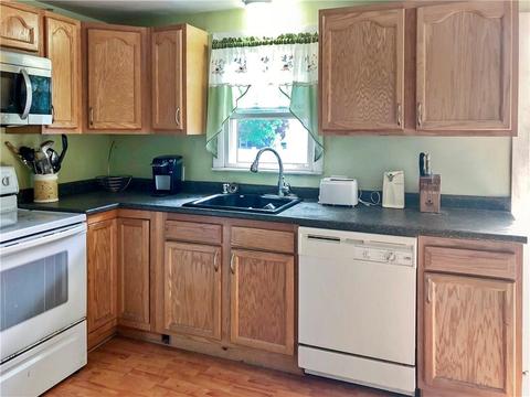 31 Lionel Ave, Coventry, RI 02816 photo 3