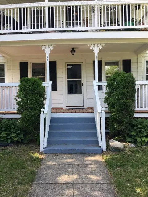151 King St, Warwick, RI 02886 photo 2