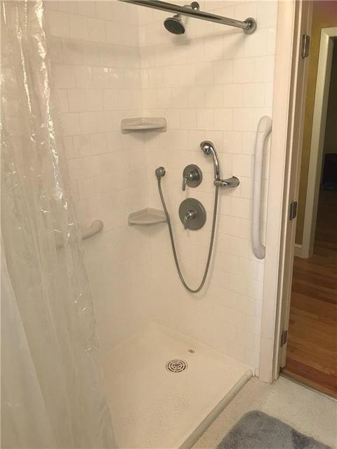 31 Algonquin Dr, Warwick, RI 02888 photo 18