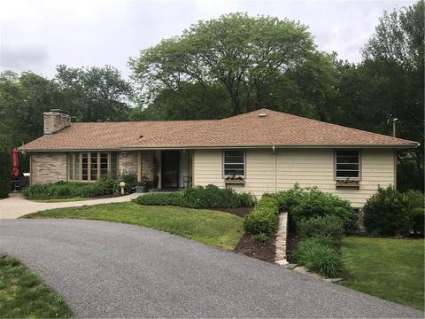 31 Algonquin Dr, Warwick, RI 02888 photo 1