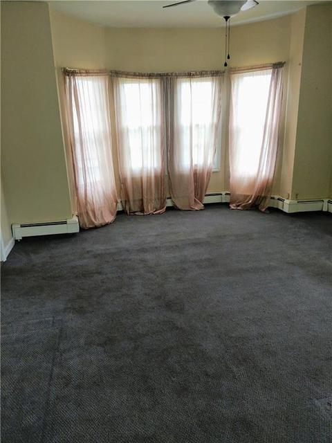 171 Carnation St, Woonsocket, RI 02895 photo 3