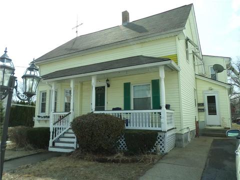 171 Carnation St, Woonsocket, RI 02895 photo 1