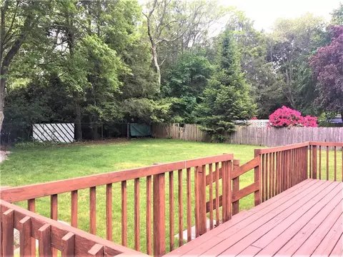 30 Duchess St, Warwick, RI 02886 photo 4