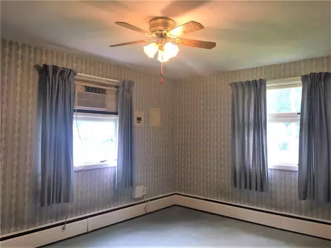 30 Duchess St, Warwick, RI 02886 photo 16