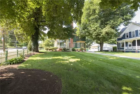 351 Winter St, Woonsocket, RI 02895 photo 20