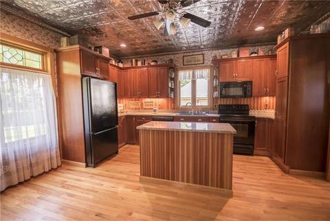 351 Winter St, Woonsocket, RI 02895 photo 8